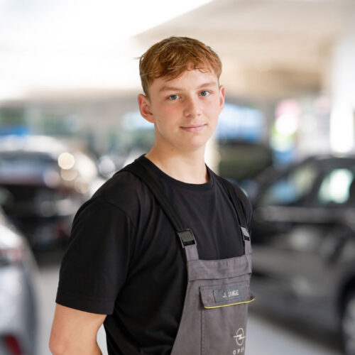 Autohaus Luchtenberg Jonas Lange Kfz Mechatroniker Azubi