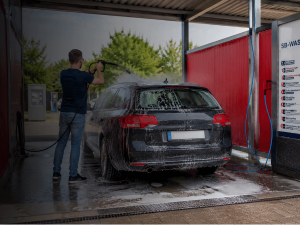 Headerbild Autowäsche im Sommer
