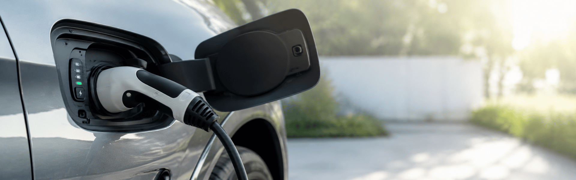 Headerbild On-Board-Charger - ki-generiert